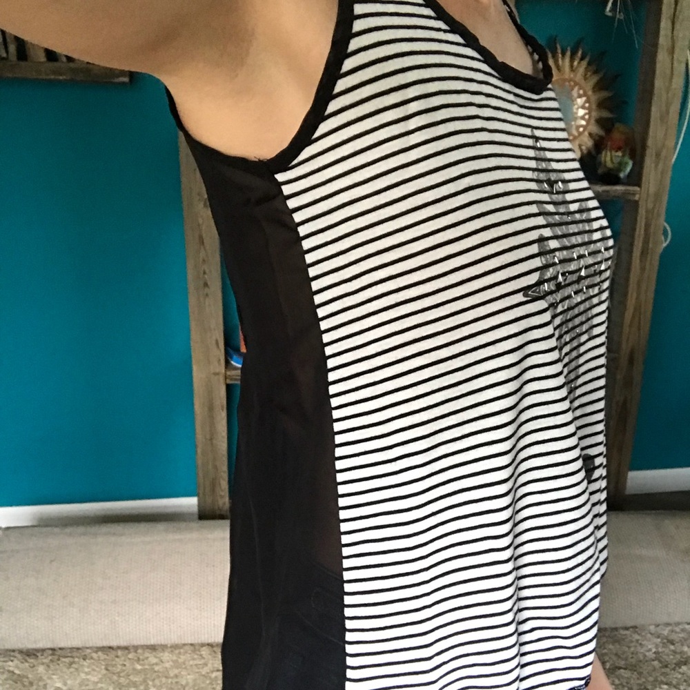 Open Back Mesh Tank - Picture 2 of 5